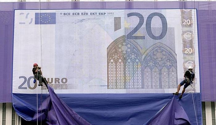 Γιατί το κούρεμα καταθέσεων δεν είναι απλά ένα σενάριο;