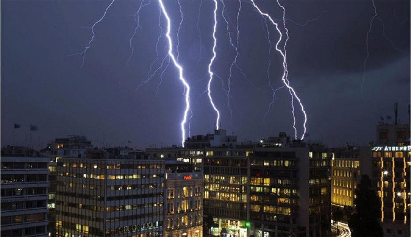 Ερχονται καταιγίδες και χαλαζοπτώσεις από Δευτέρα