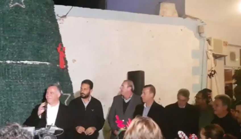 BINTEO: Άναμμα δέντρου Κέφαλος: Σε εορταστική Χριστουγεννιάτικη ατμόσφαιρα με Κυρίτση-Γλυνό
