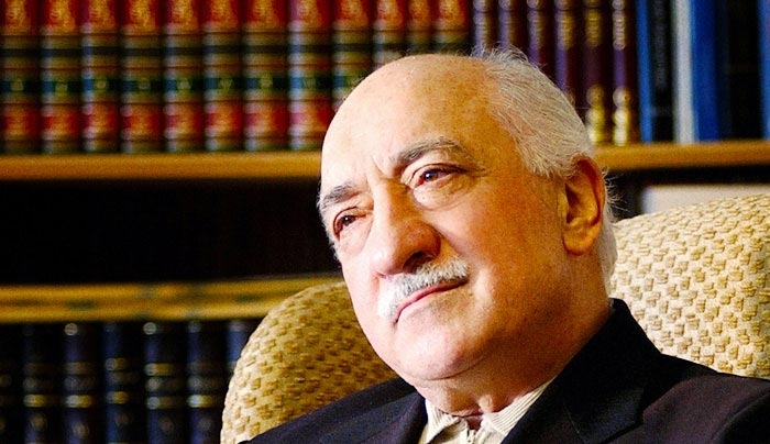 Γκιουλέν: Προβοκάτσια ή στημένο το πραξικόπημα