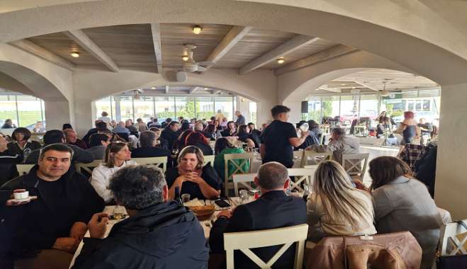 Με πολύ κέφι και μεγάλη προσέλευση κόσμου, η χοροεσπερίδα της Αναγέννησης Ασφενδιού στο Τιγκάκι