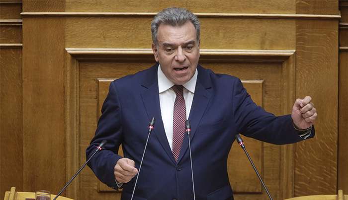 «Παρέμβαση του Μάνου Κόνσολα σε δύο Υπουργούς για τη στήριξη της κρουαζιέρας στην Πάτμο»