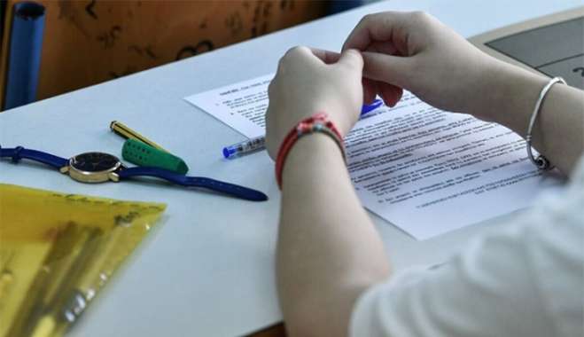 Εθνικό Απολυτήριο: Νέα δεδομένα για την κατάργηση των Πανελληνίων