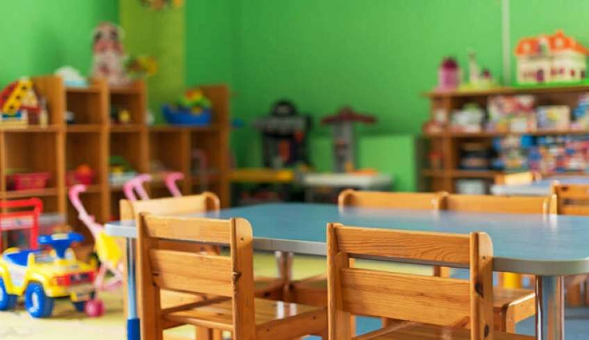 Καβάλα: Υπόνοιες για κύκλωμα παιδικής πορνογραφίας αφήνει ο δικηγόρος μίας από τις μητέρες που καταγγέλλει την νηπιαγωγό