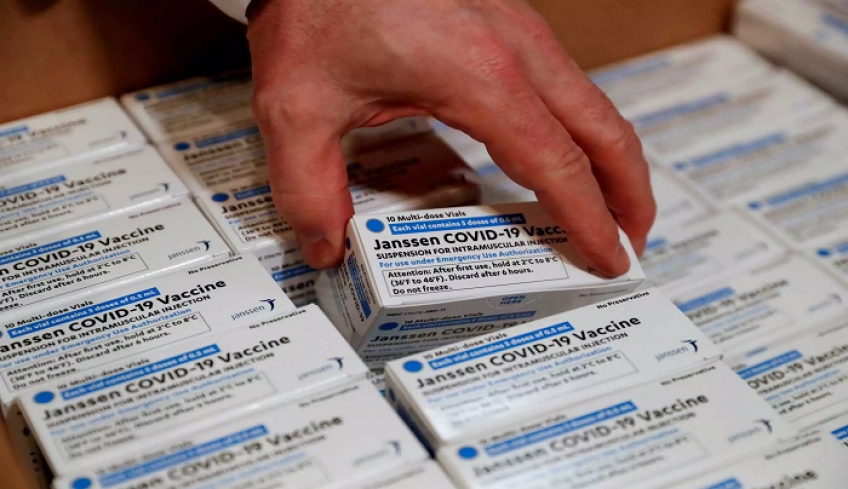 Εμβόλιο Johnson &amp; Johnson: «Πράσινο» του EMA παρά την σύνδεση με τις θρομβώσεις