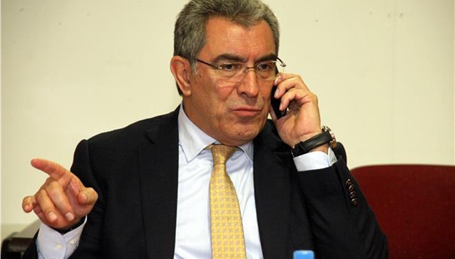 Καπερνάρος: Πόσα χρωστάνε τα κόμματα στη ΔΕΗ;
