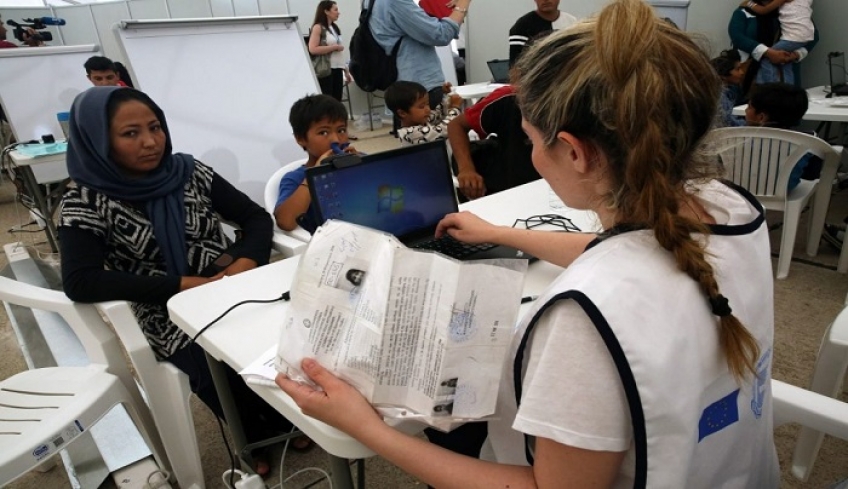 «Μπόνους» στους Δήμους που θα δεχθούν πρόσφυγες