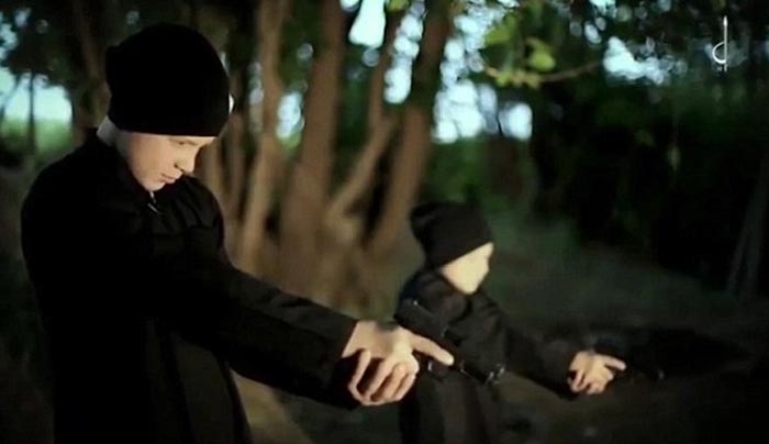 Σοκαριστικό ΒΙΝΤΕΟ – Ανήλικοι τζιχαντιστές εκτελούν Σύρους