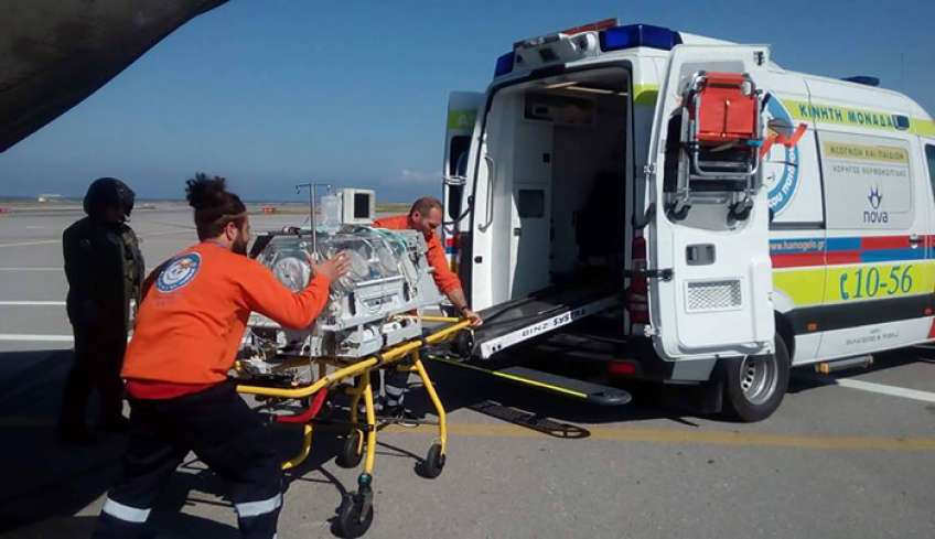 Γέφυρα ζωής για δίδυμα νεογνά – Κατεπείγουσα αεροδιακομιδή από την Κω στο ΠΑΓΝΗ