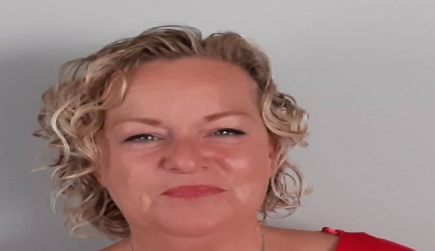 Με τον Θεοδόση Νικηταρά και η Penelope Jane Wood